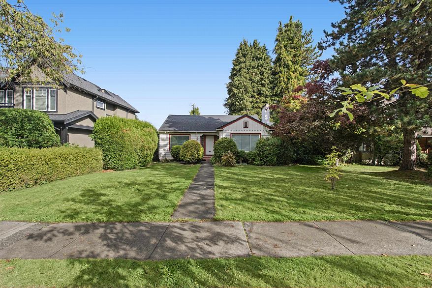 455 W 29th Avenue