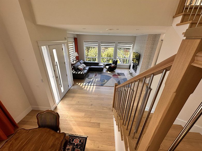 2425 LEGGETT DRIVE, Anmore BC V3H 4W9