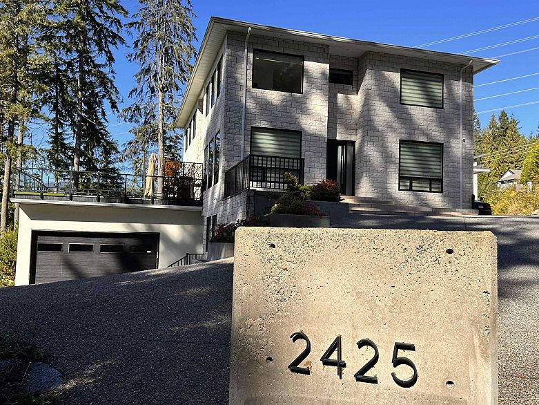 2425 LEGGETT DRIVE, Anmore BC V3H 4W9