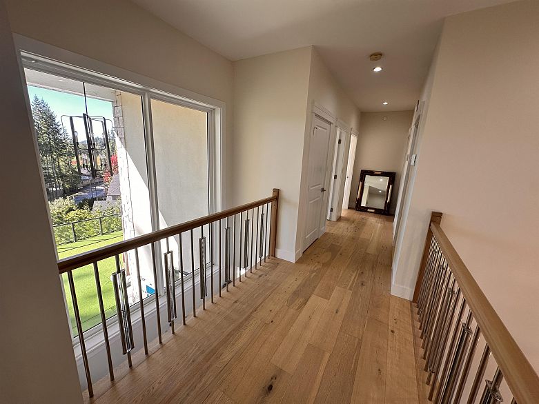 2425 LEGGETT DRIVE, Anmore BC V3H 4W9
