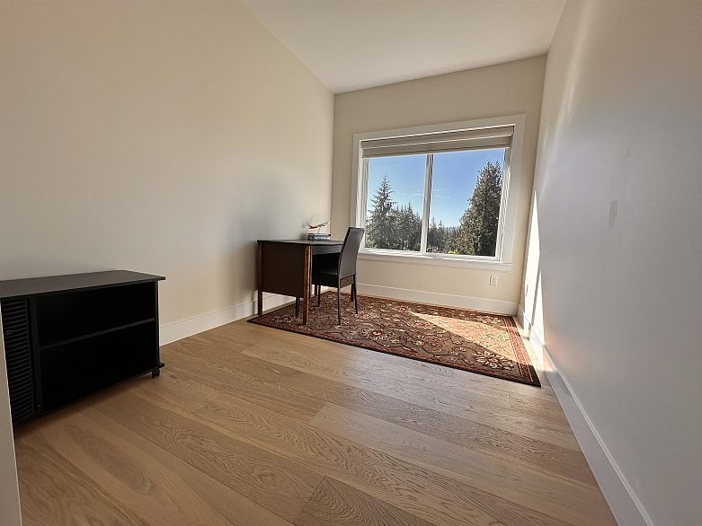 2425 LEGGETT DRIVE, Anmore BC V3H 4W9