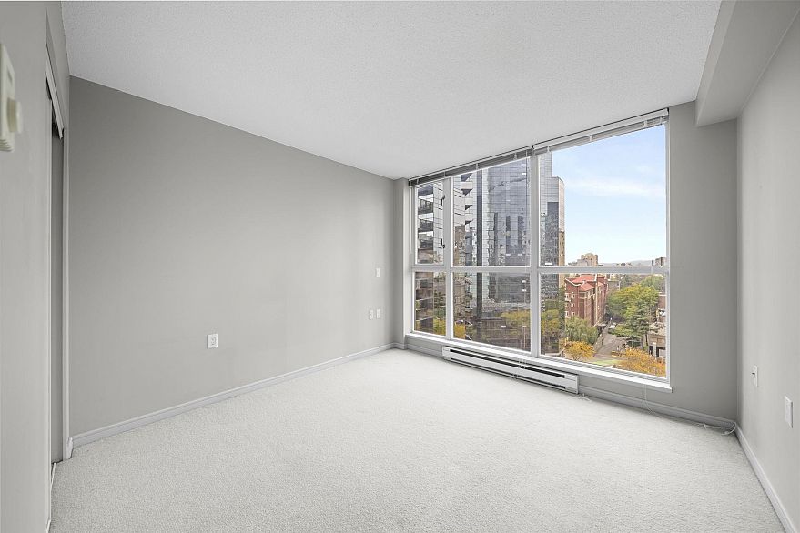 1805 1068 Hornby Street