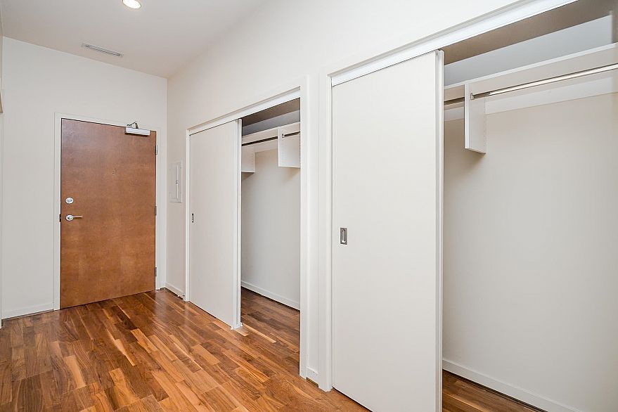 1113 1333 W Georgia Street