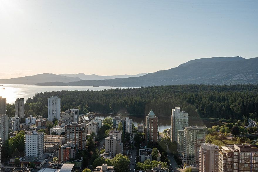 3703 1568 Alberni Street