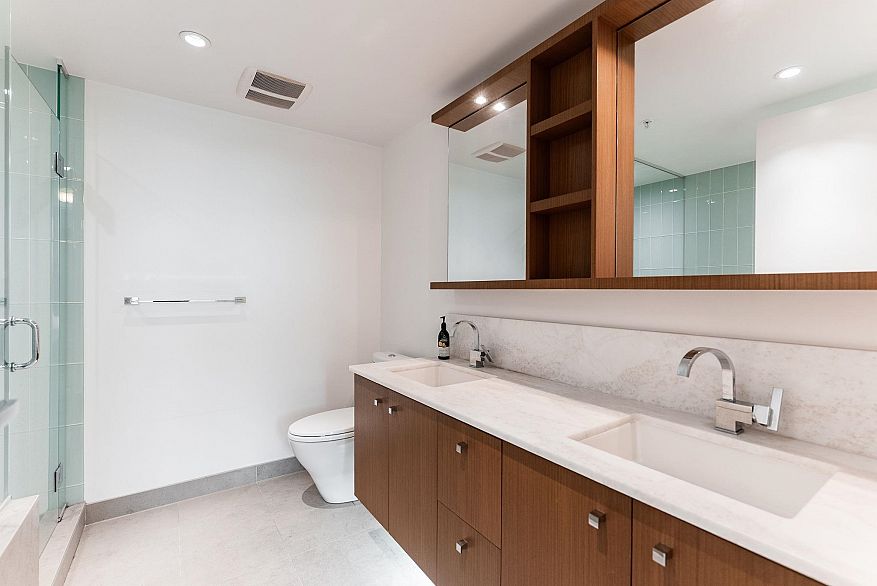 908 1028 Barclay Street