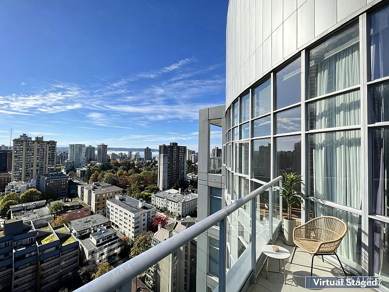 PH3 1050 Smithe Street