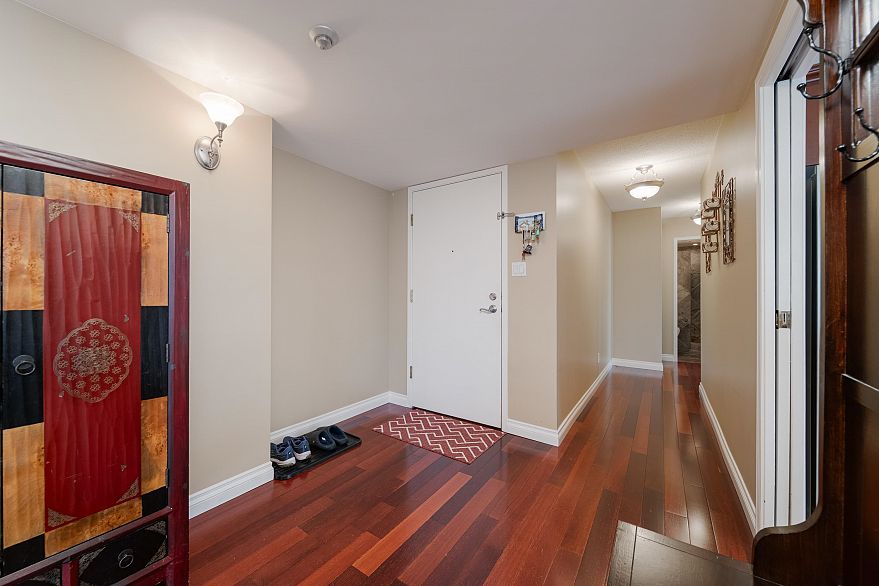 1801 717 Jervis Street
