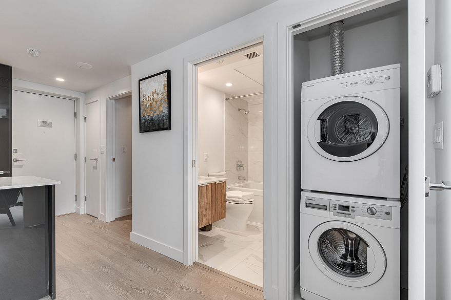 412 1283 HOWE STREET, Vancouver BC V6Z 0E3