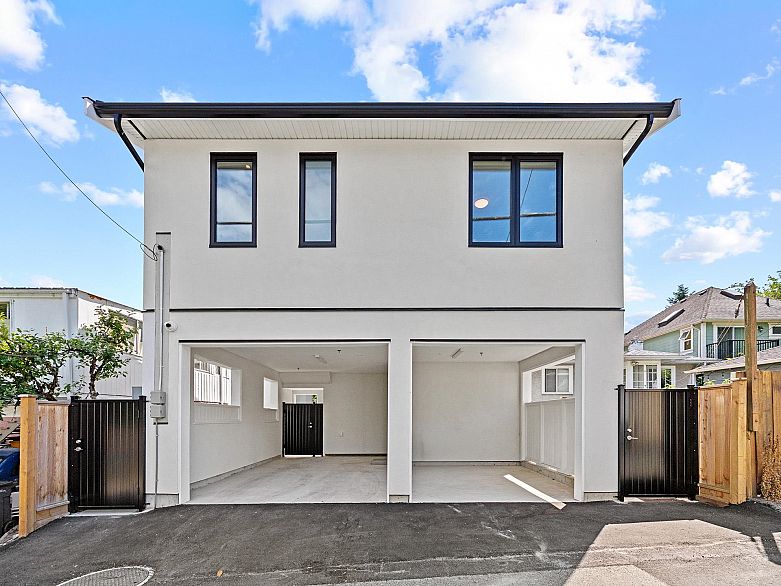 5079 Elgin Street