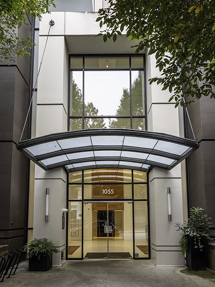 1606 1055 Homer Street