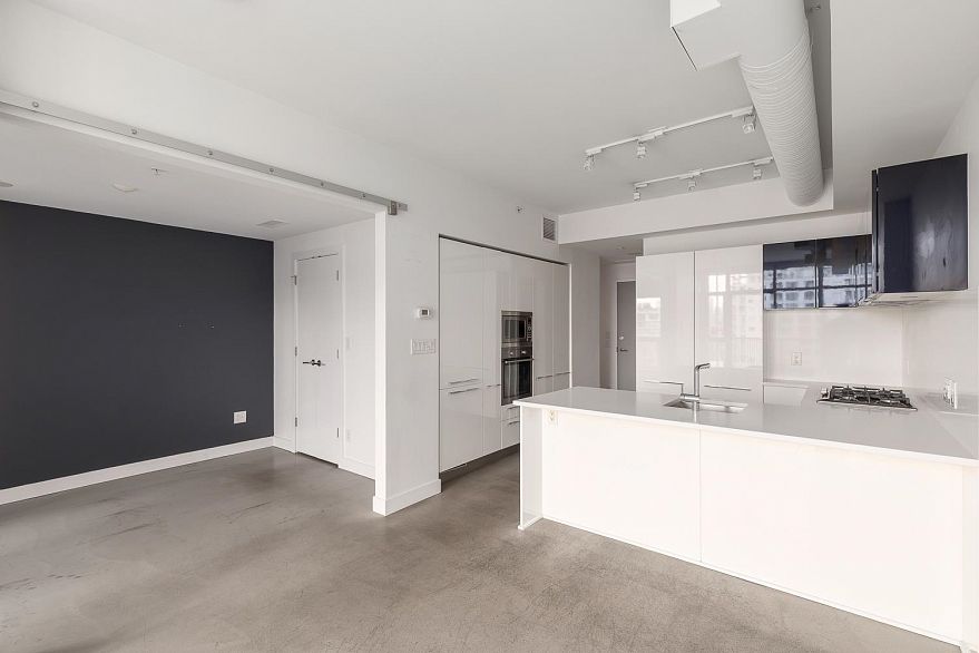 1505 108 E 1st Avenue