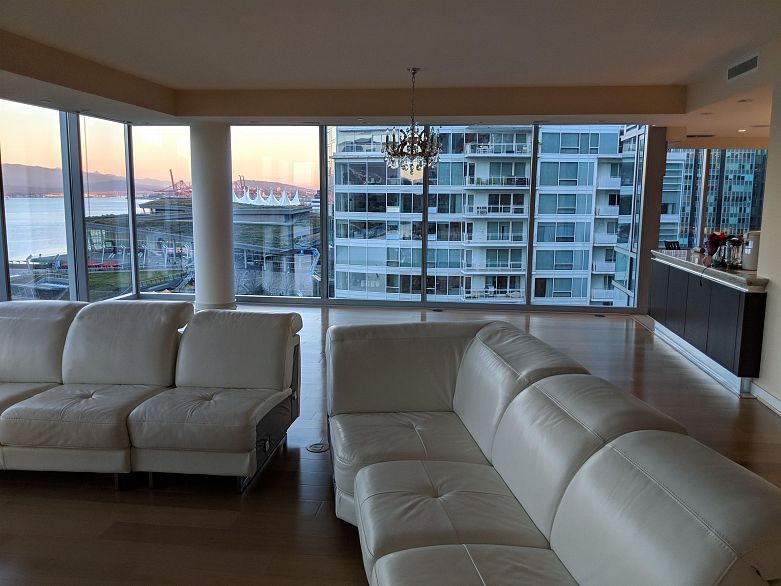 1202 1169 W Cordova Street