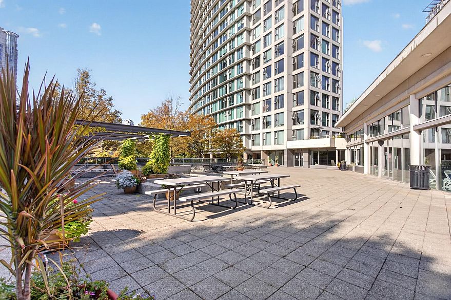 2603 1008 Cambie Street