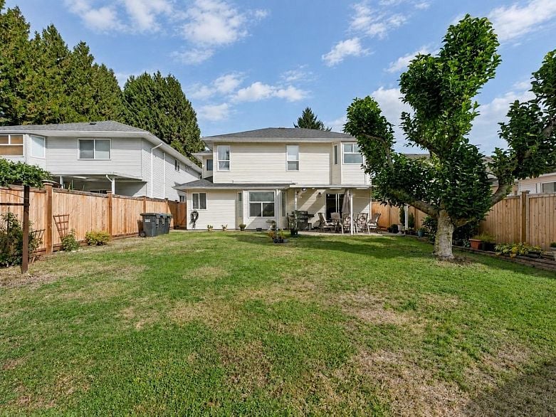 1226 Pitt River Road
