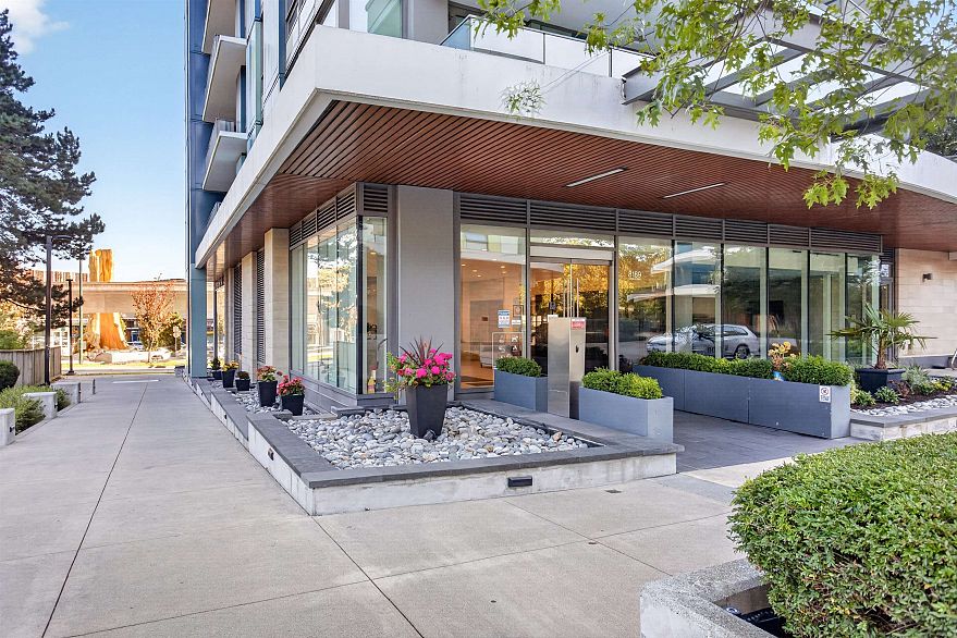 1506 8189 Cambie Street