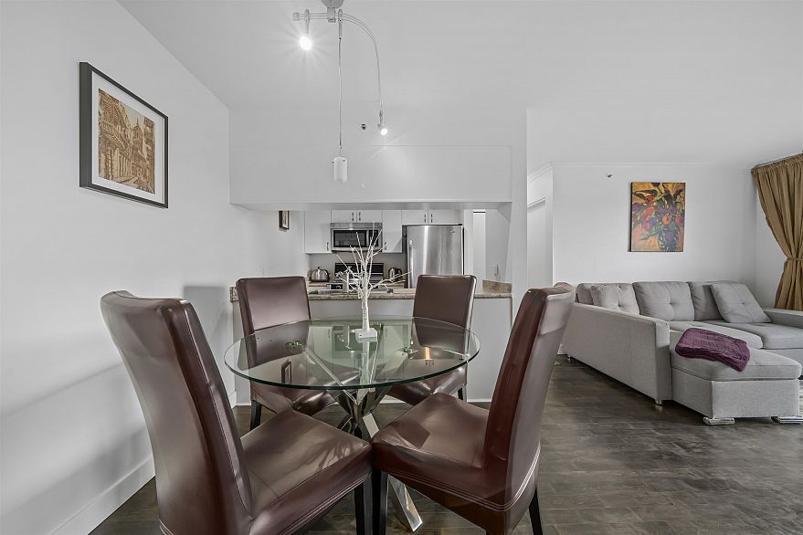 1908 1060 Alberni Street