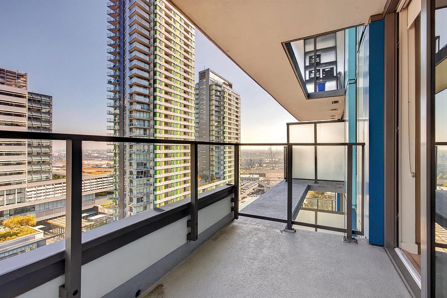 1506 8189 Cambie Street