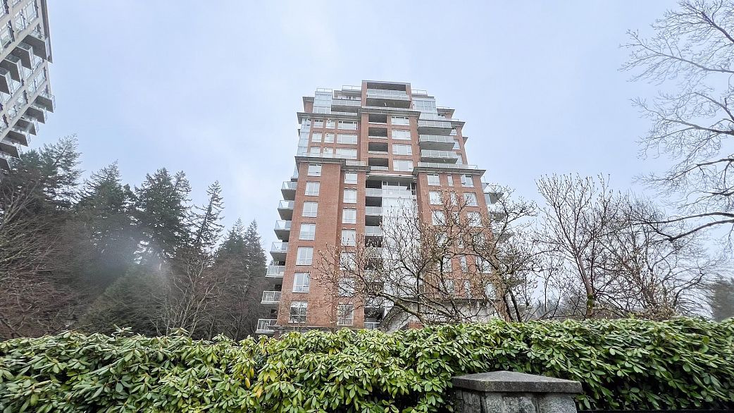 901 5615 Hampton Place