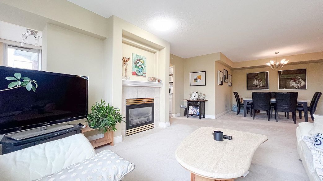 901 5615 Hampton Place