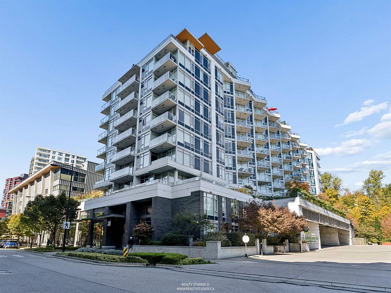 701 3557 Sawmill Crescent