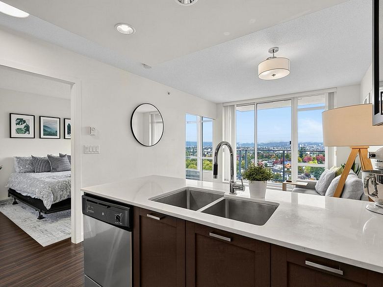 1903 4815 Eldorado Mews