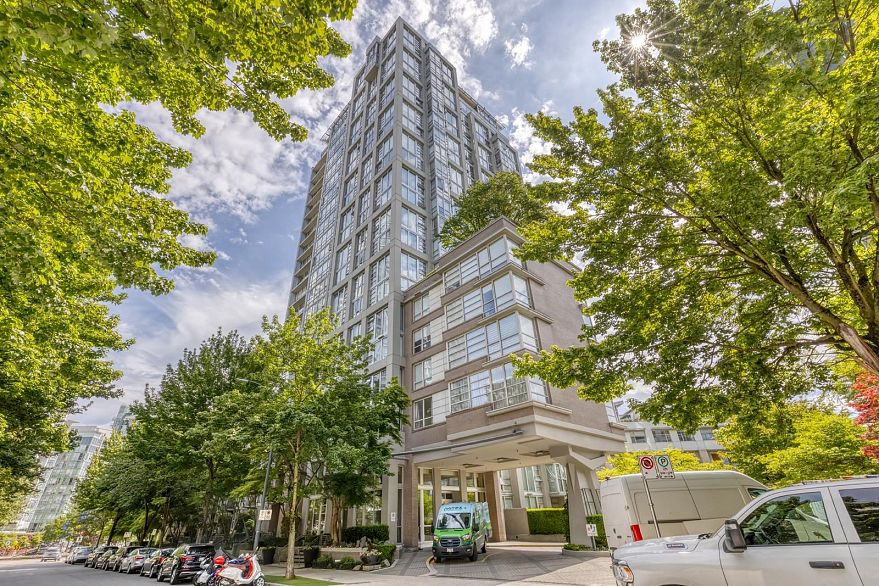2101 1228 Marinaside Crescent