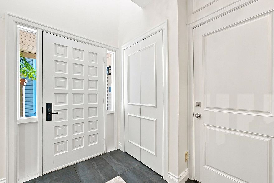 4245 Nautilus Close