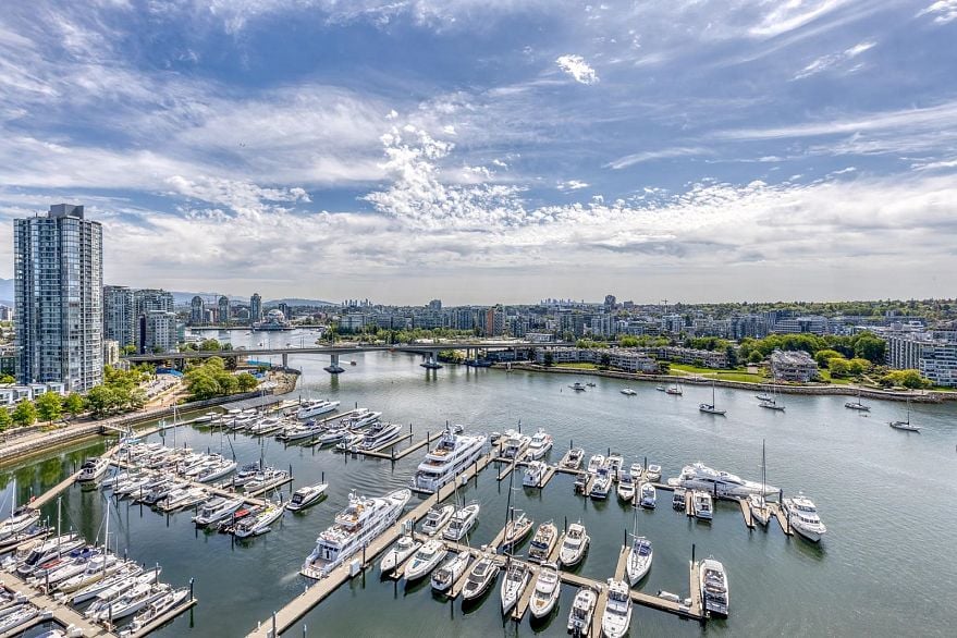 2101 1228 Marinaside Crescent