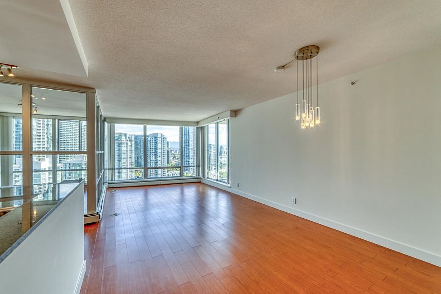 2101 1228 Marinaside Crescent