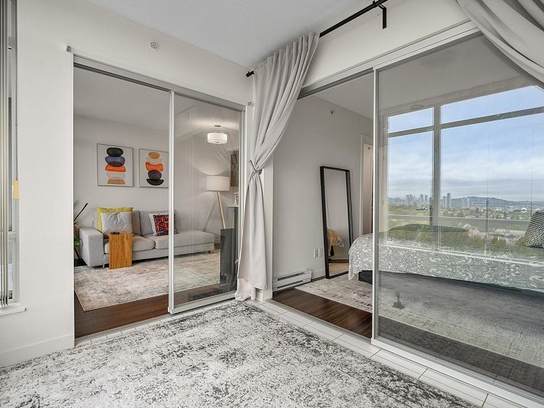 1903 4815 Eldorado Mews