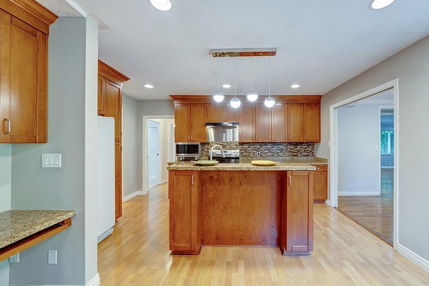 8566 109B STREET, Delta BC V4C 4H3