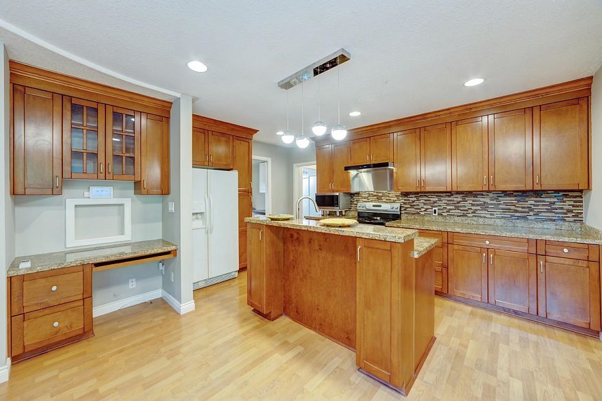 8566 109B STREET, Delta BC V4C 4H3