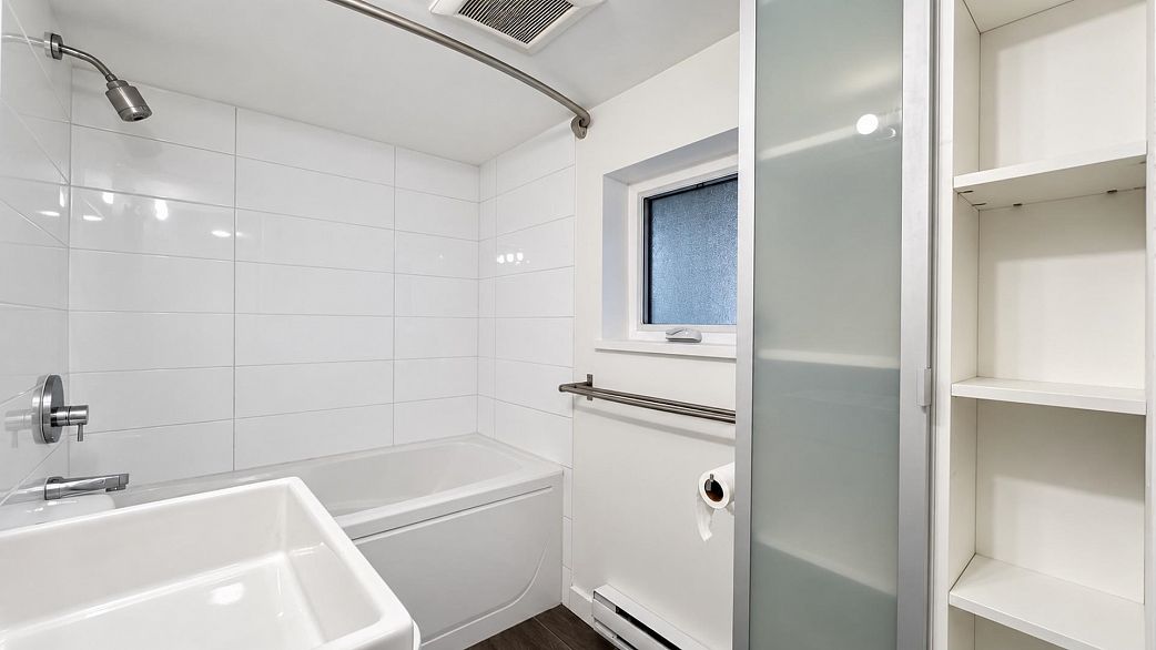 80 E 22nd Avenue