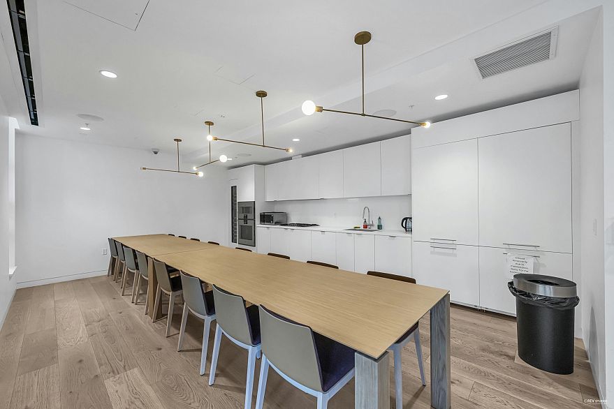 2403 1277 Hornby Street