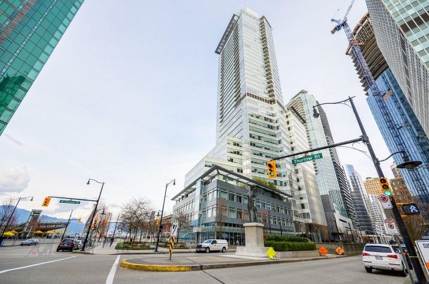 3304 1077 W Cordova Street