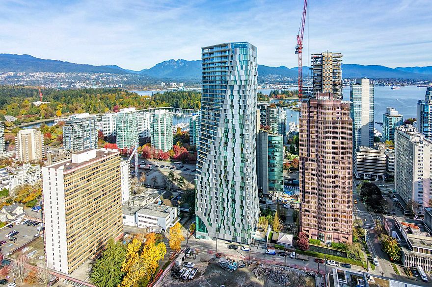 1605 1568 Alberni Street