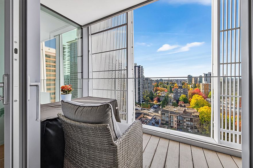 1605 1568 Alberni Street