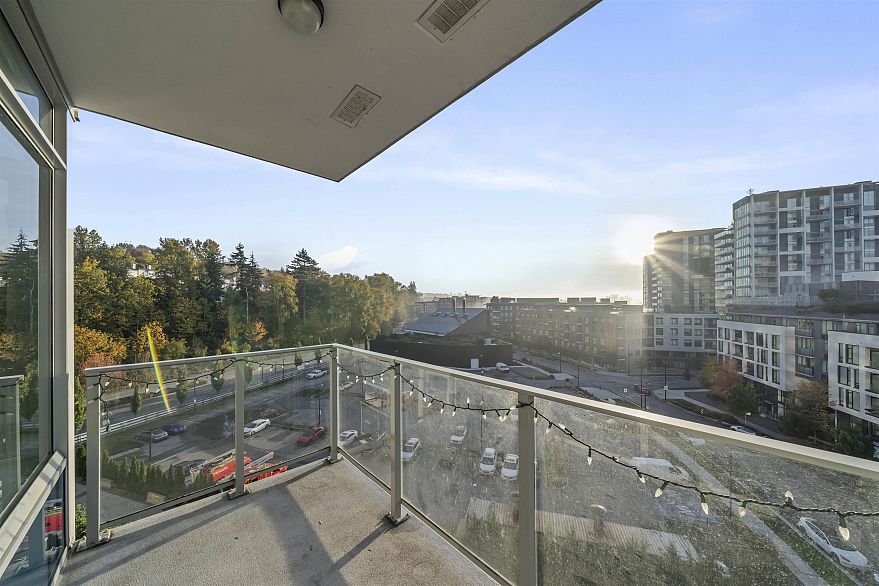 717 3557 Sawmill Crescent