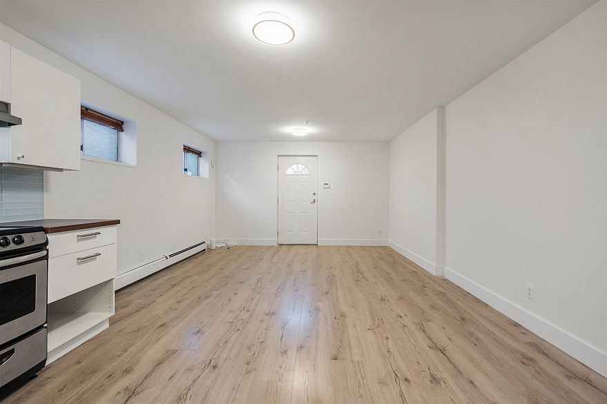 35 W 15th Avenue