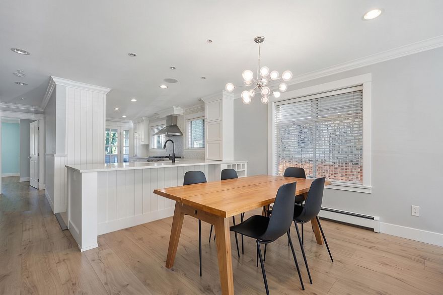 35 W 15th Avenue