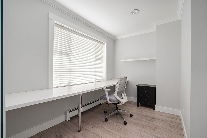 35 W 15th Avenue