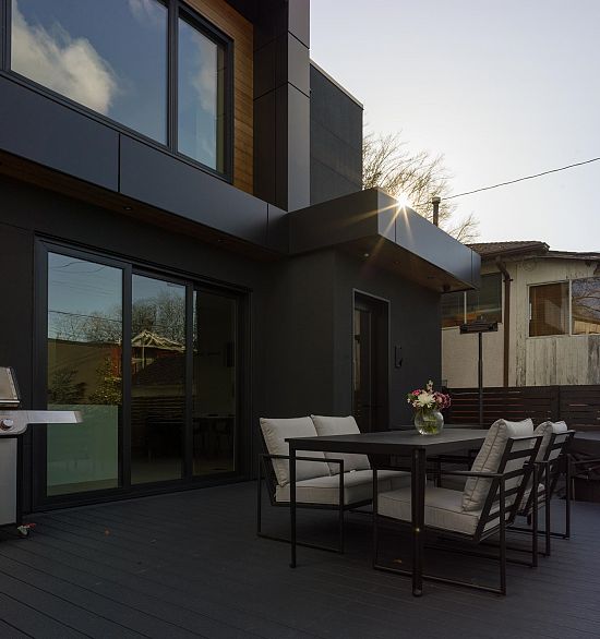91 E 40th Avenue
