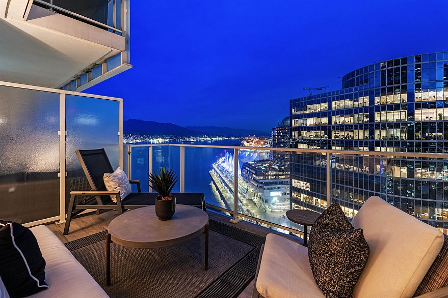 2603 1011 W Cordova Street