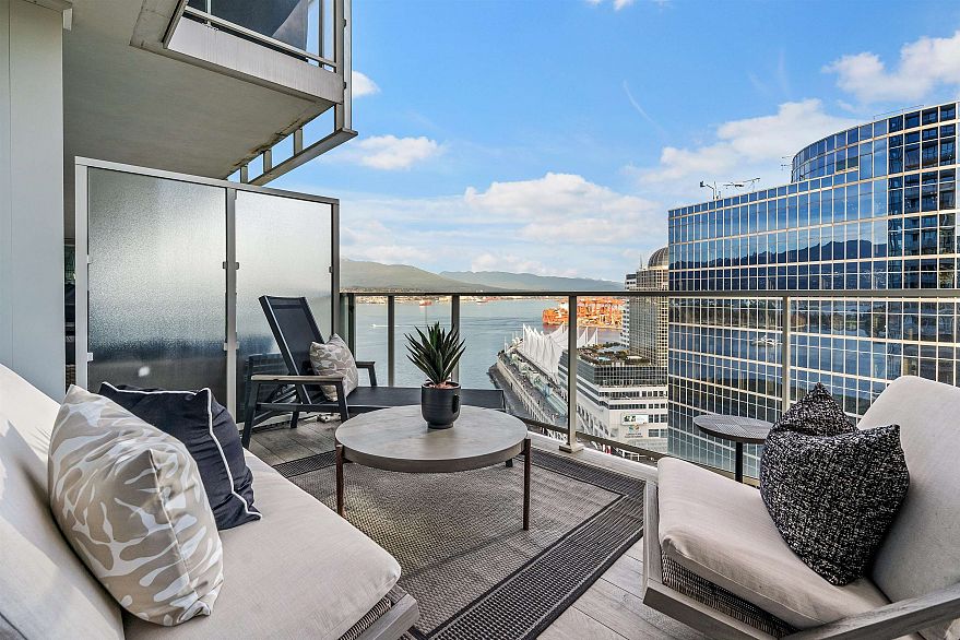 2603 1011 W Cordova Street