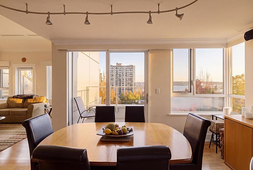 701 1345 Burnaby Street