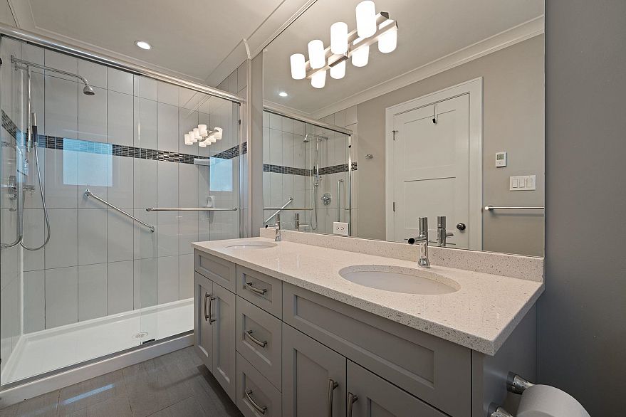 330 W 14th Avenue
