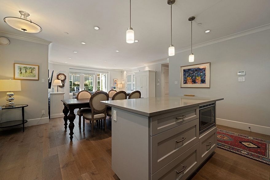 330 W 14th Avenue