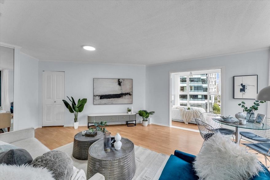 701 1010 Burnaby Street