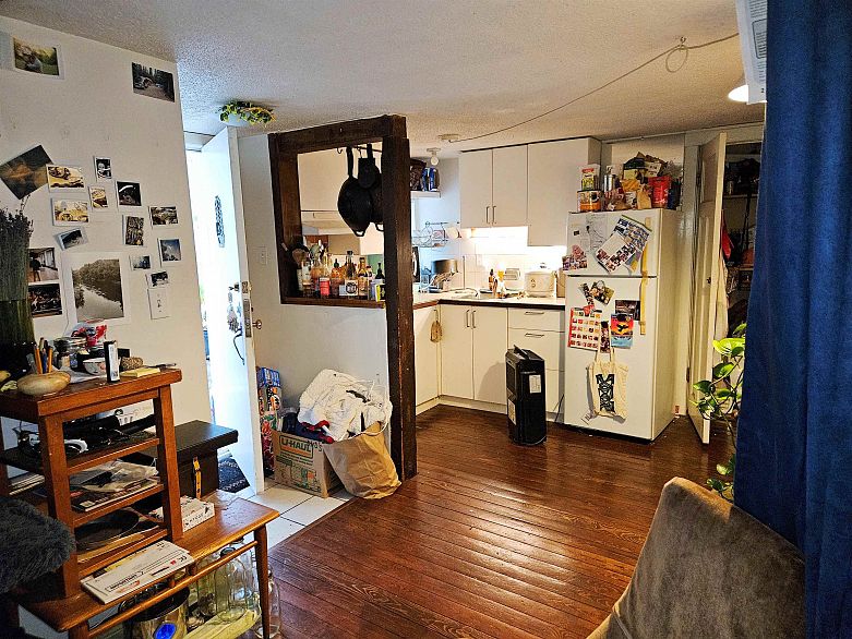1055 E 11th Avenue