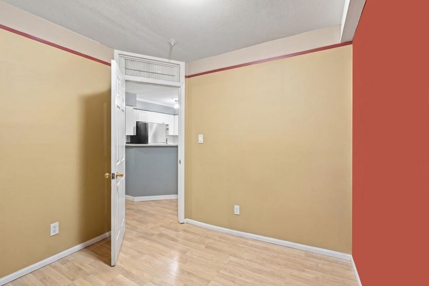 223 760 Kingsway